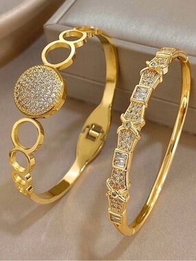 18k Gold Plated Stainless Crystal Pavé Bangle Bracelet Set 2 pcs